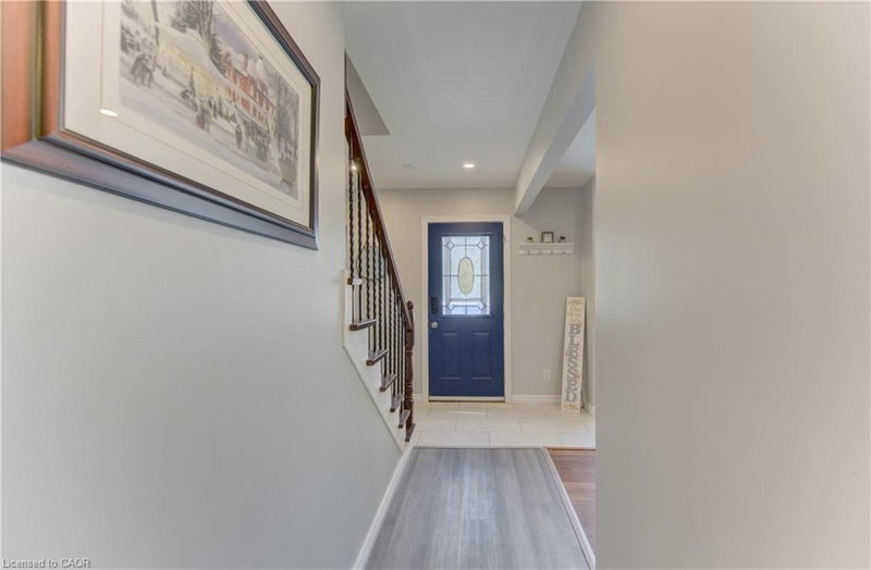 80 Glen Avon Crescent photo 4
