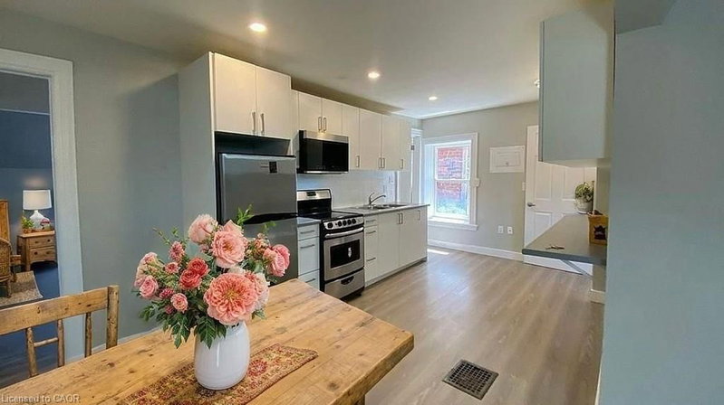103 - 72 Victoria Avenue S