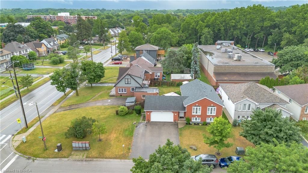 Single Family Residence sold at 5 Passmore Court, Brantford, ON, N3S 7V3 - Eagle Place West - MLS: 40856586