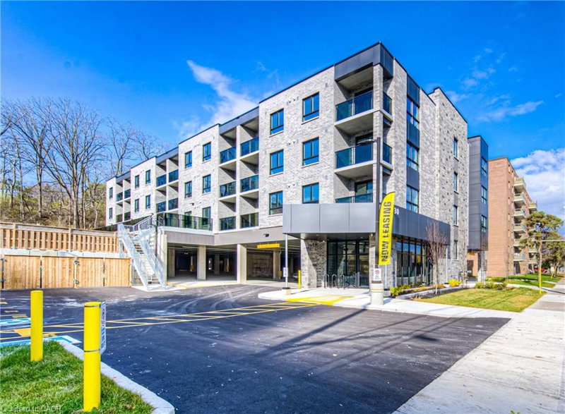 406 - 30 George Street S