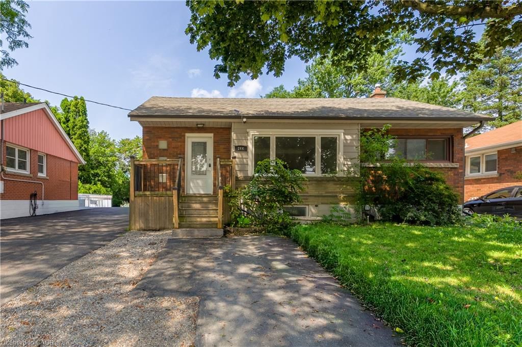 Single Family Residence for lease at Upper-244 Upper Paradise Road, Hamilton, ON, L9C 5C2 - Westcliffe - MLS: 40856685