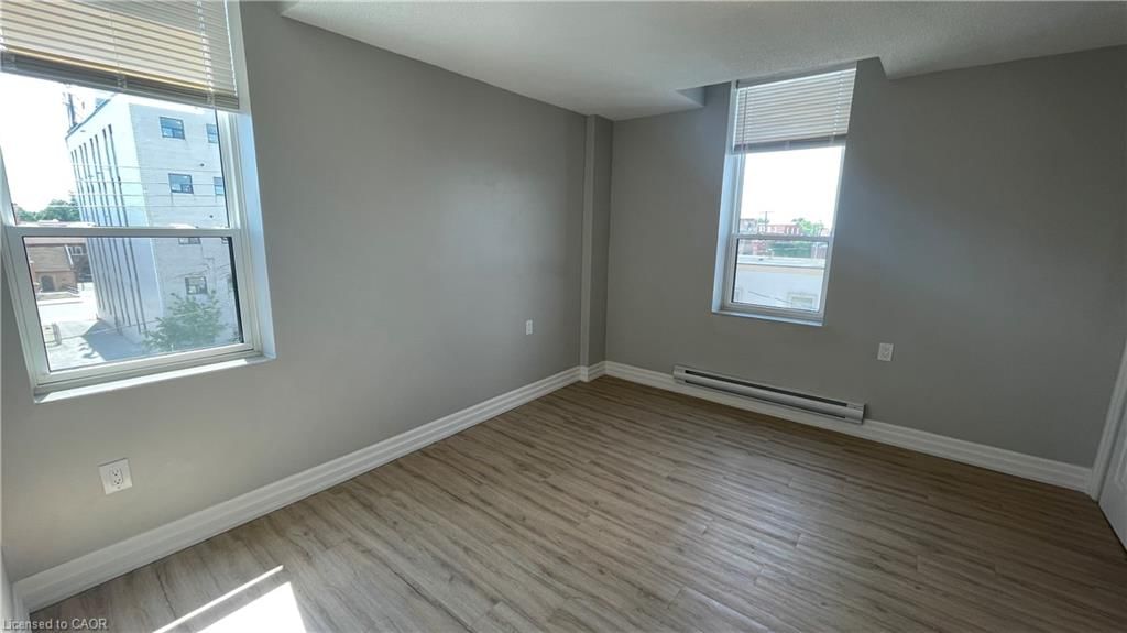 305 - 69 East Main Street 5