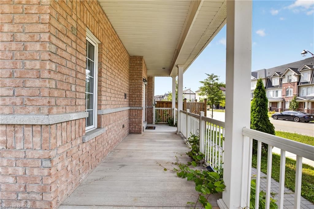 Upper - 407 Linden Drive, Cambridge 5