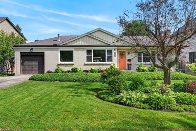 825 King Road