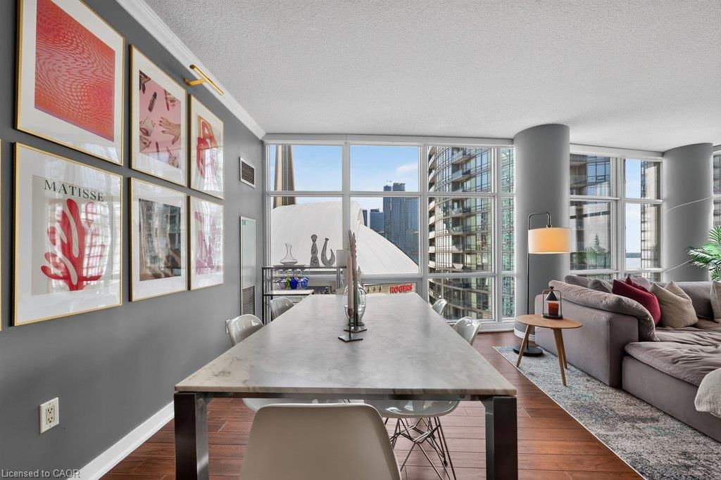 2109-10 Navy Wharf Court, Toronto, view 18