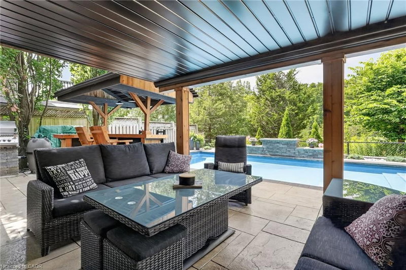 483 Valridge Drive photo 5
