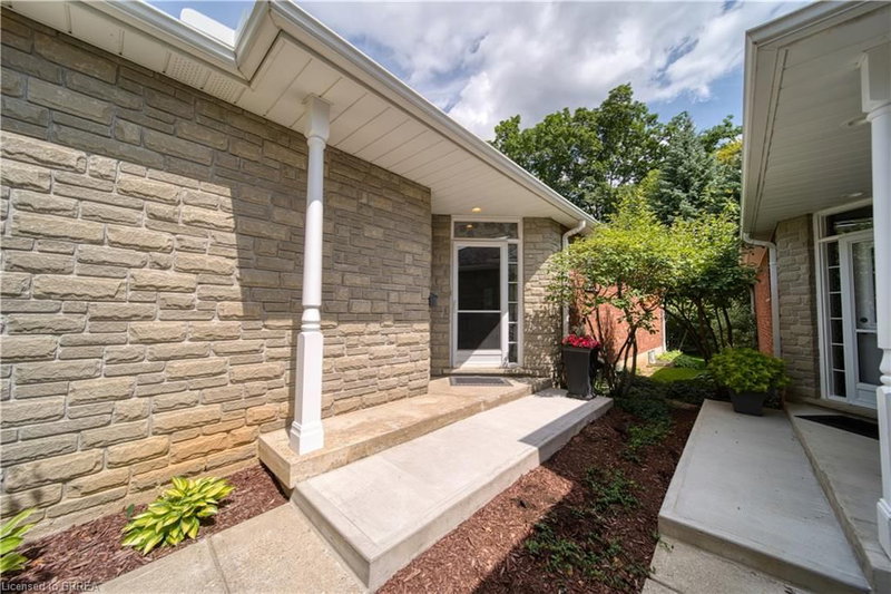 26 - 115 Glenwood Drive
