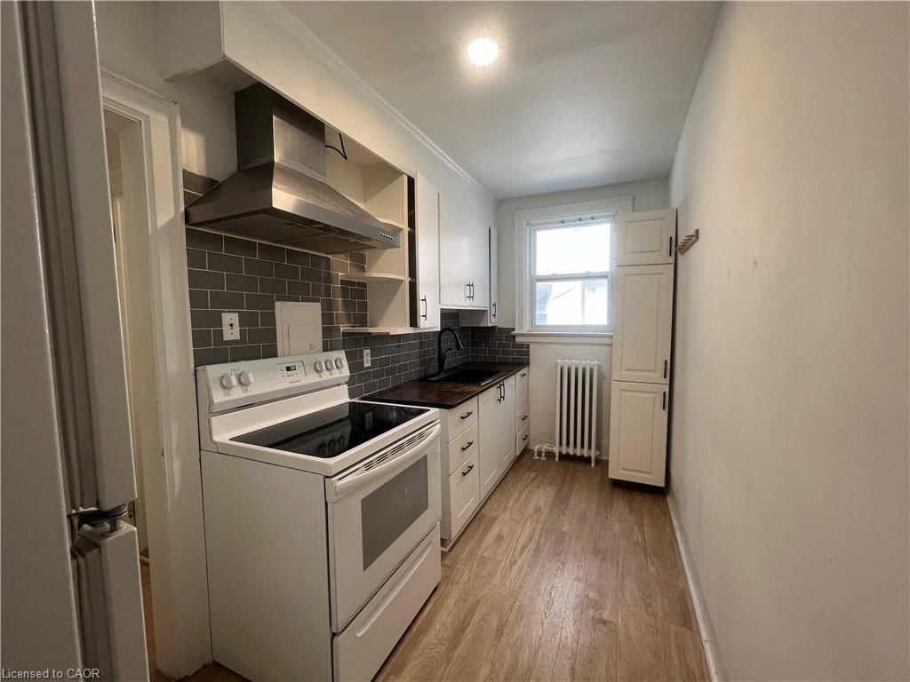 6-102 Greensides Avenue, Toronto, view 9