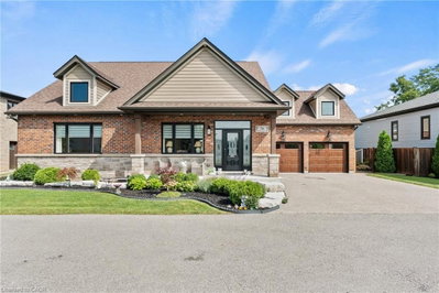 5 Wilholme Drive