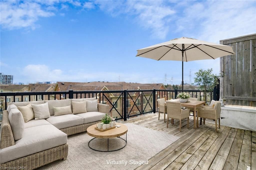 Row/Townhouse sold at 258-19 Coneflower Crescent, North York, ON, M2R 0A5 - Westminster-Branson - MLS: 40857419