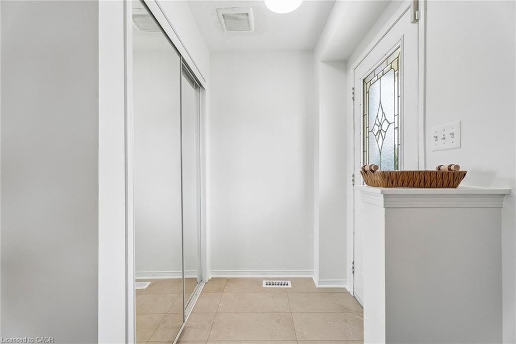 5 Jones Lane — photo 4