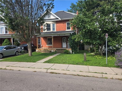 40 Lynnwood Avenue