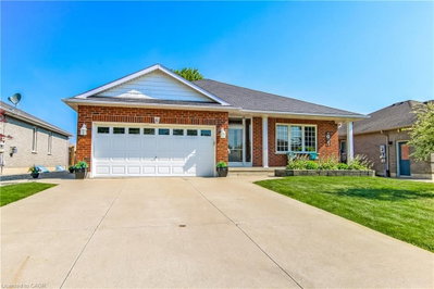 6 Cats Paw Drive