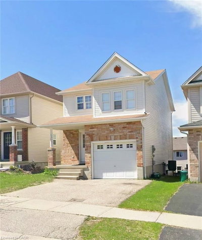 Upper - 474 Trembling Aspen Avenue