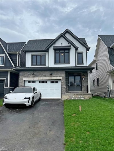 66 Aviron Crescent