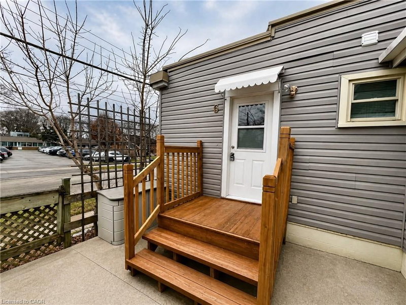 6 Pegler Street