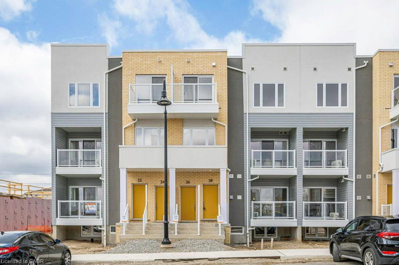 28 Progress Crescent