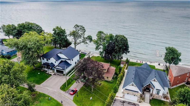 6 Summerhaven Crescent