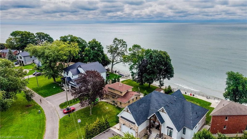 6 Summerhaven Crescent