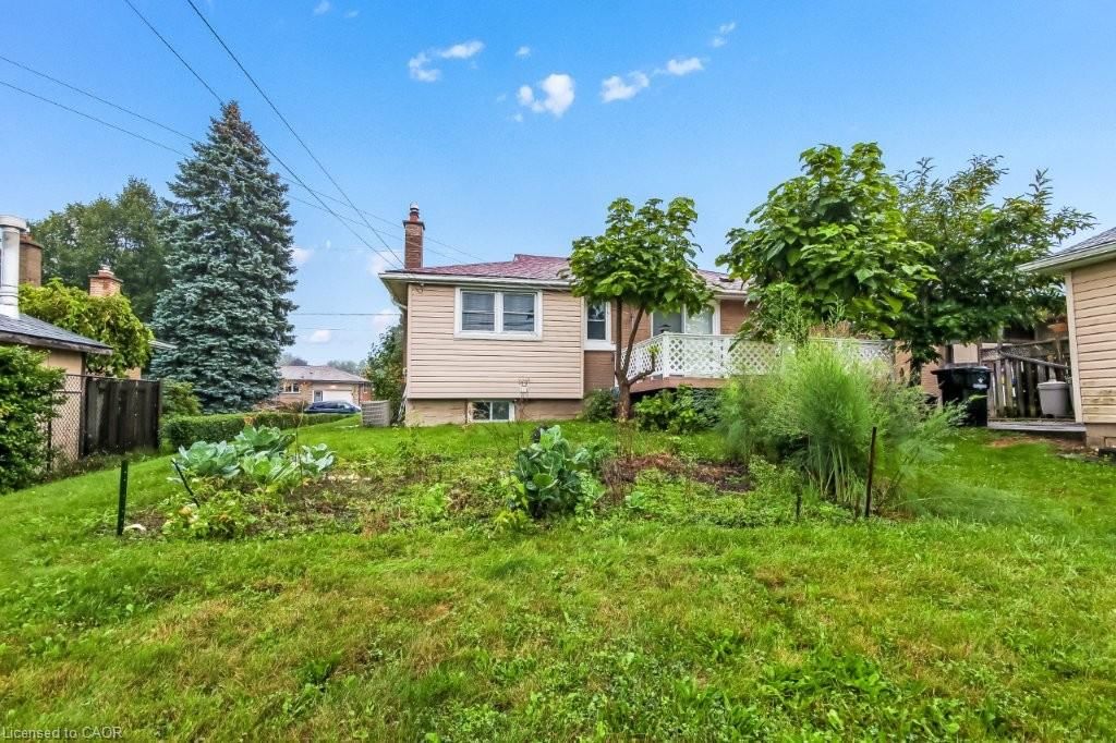 74 Scrimger Avenue, Cambridge, view 17
