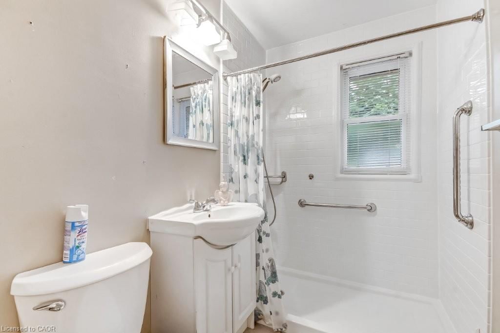 74 Scrimger Avenue, Cambridge, view 9