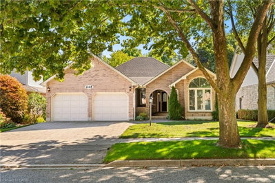 648 Bayhampton Crescent