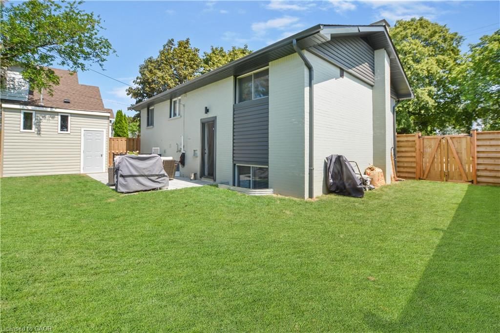 694 Upper Ottawa Street, Hamilton, view 16