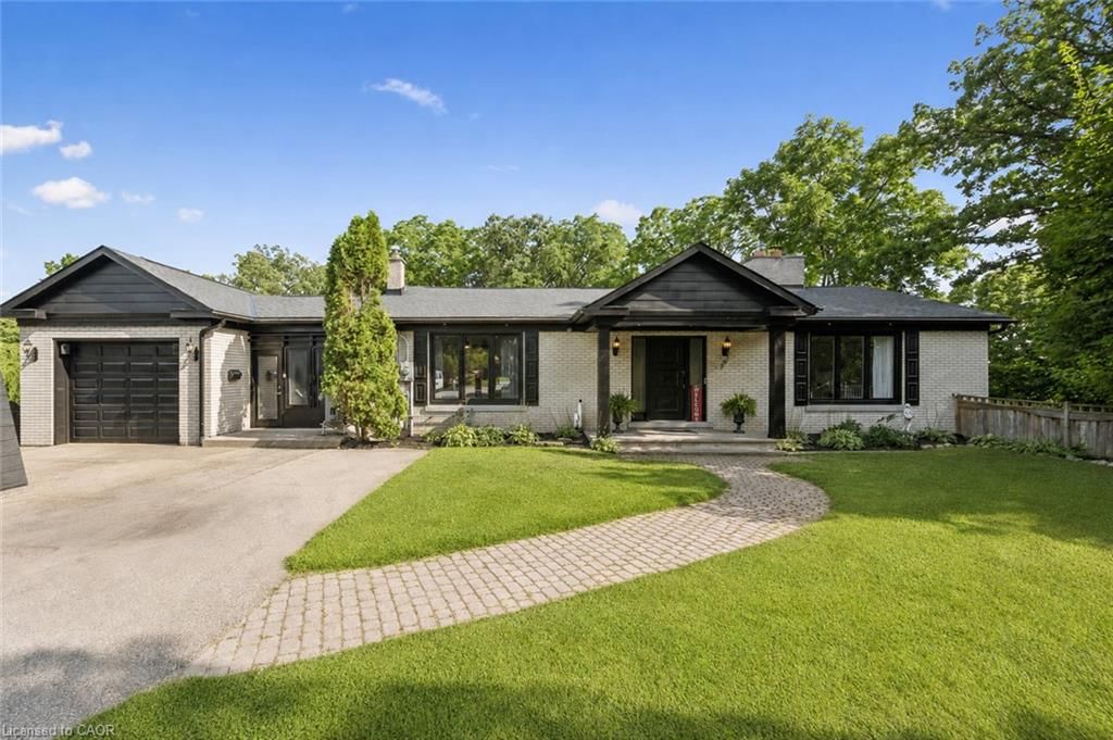 Single Family Residence for sale at 267 Abraham Street, Cambridge, ON, N3H 1H4 - Preston North - MLS: 40857808
