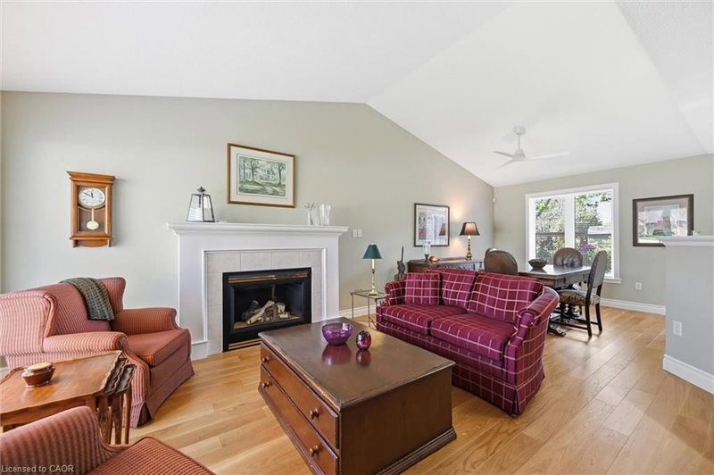 15 Bayshore Court photo 5