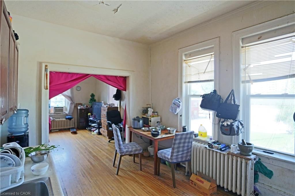 116 Weber Street, Kitchener, view 16