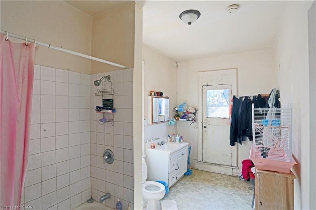 116 Weber Street, Kitchener, view 17