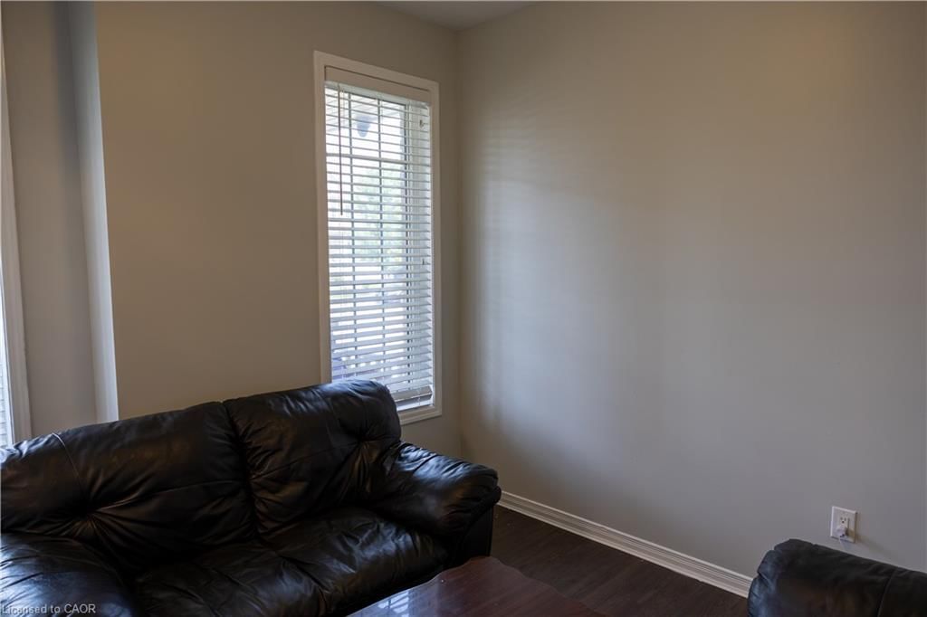 20 Gillespie Drive — photo 3