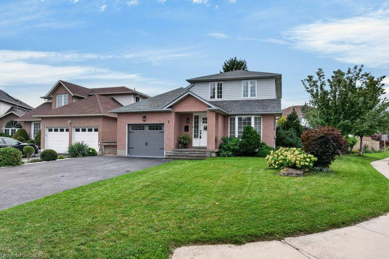2 Luciano Court