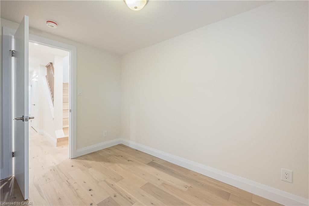 LOWER-348 Forest Hill Drive, Kitchener, view 15