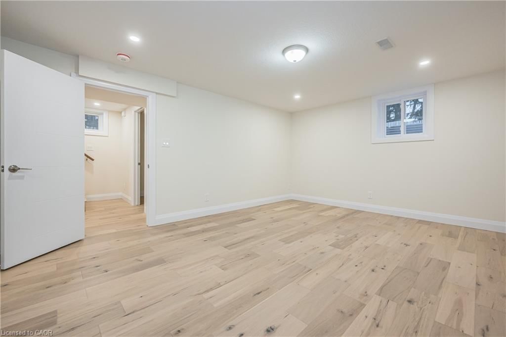 LOWER-348 Forest Hill Drive, Kitchener, view 17