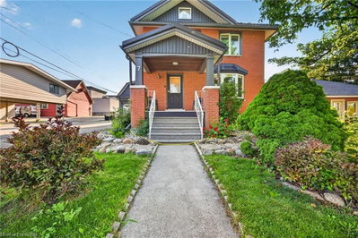7 Fidler Avenue
