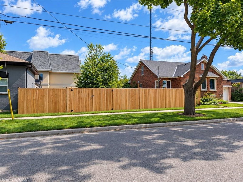 106 Catharine Avenue