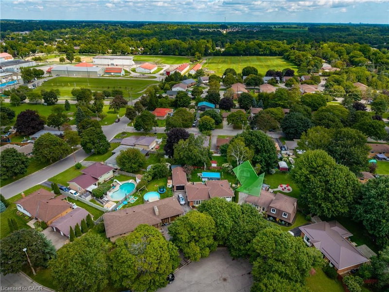9 Normandy Circle