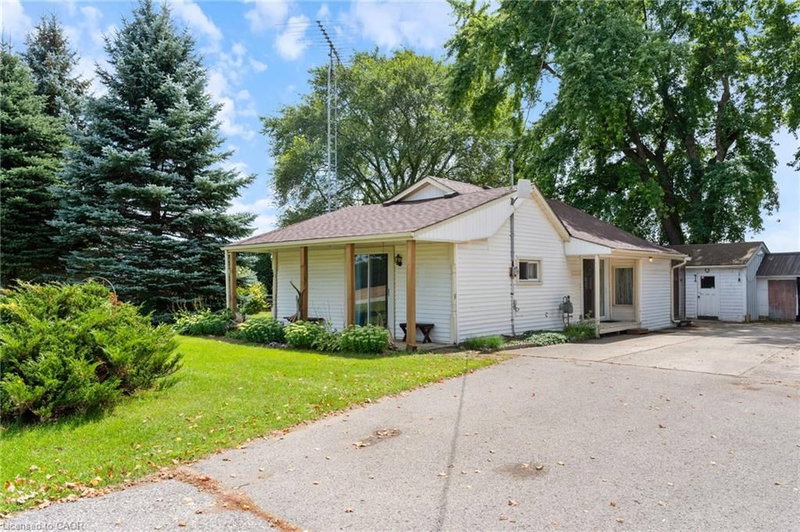 2088 Highway 3 photo 4