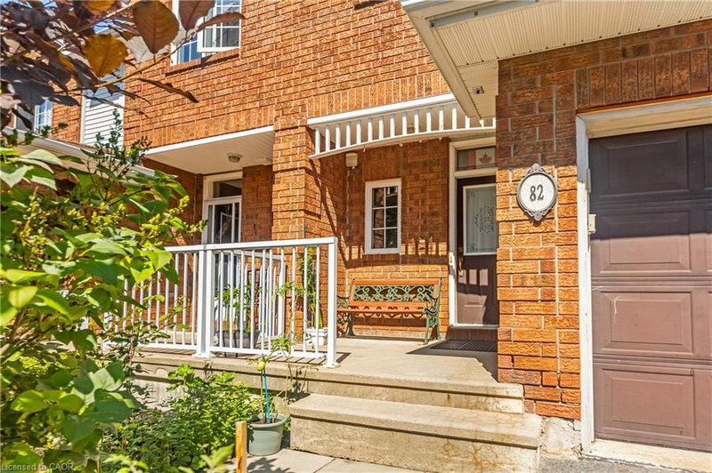 82 Milner Downs Crescent
