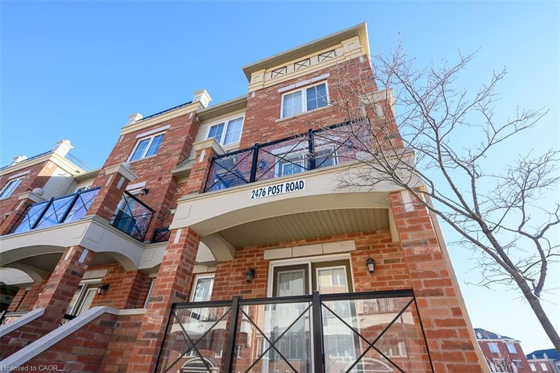 12 - 2476 Post Road