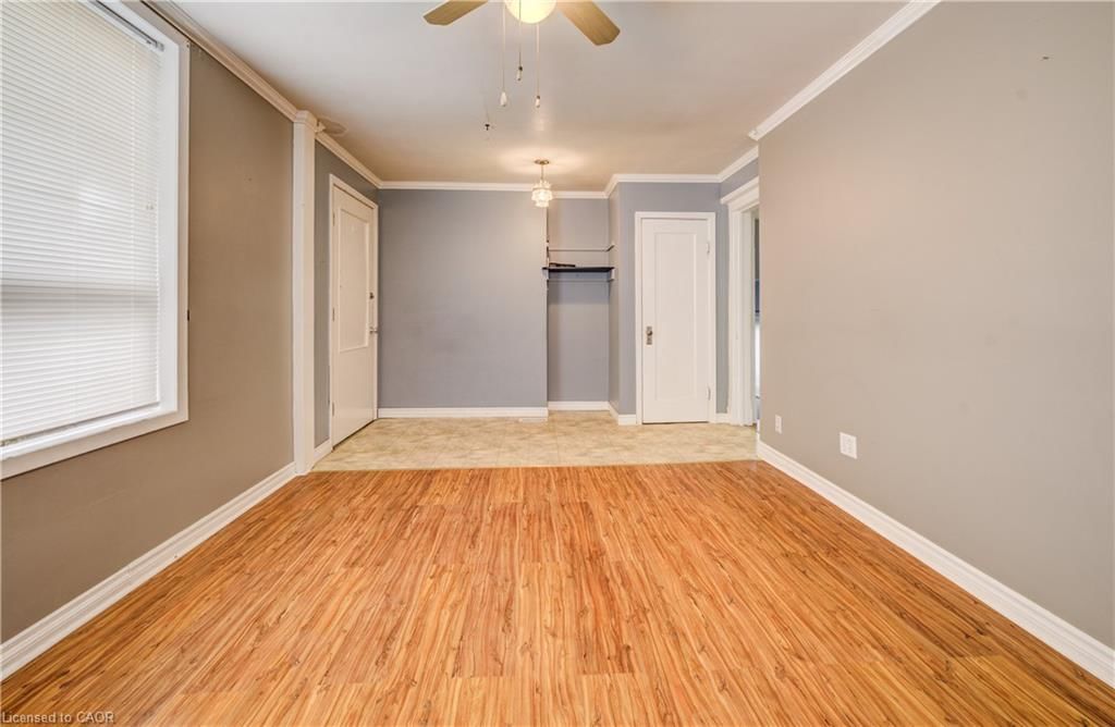698 King Street, Kitchener, view 6