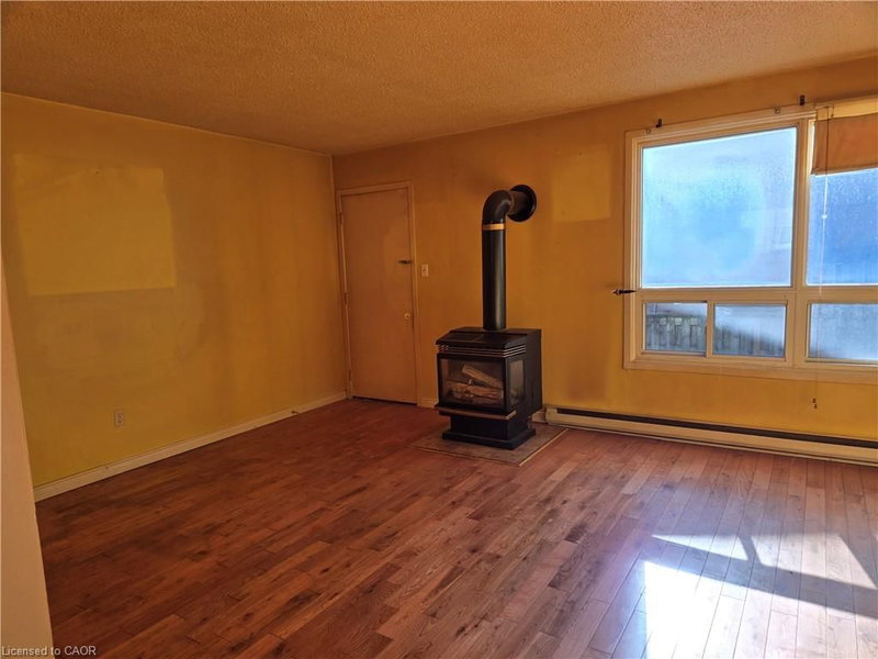 95 Fonthill Road photo 5