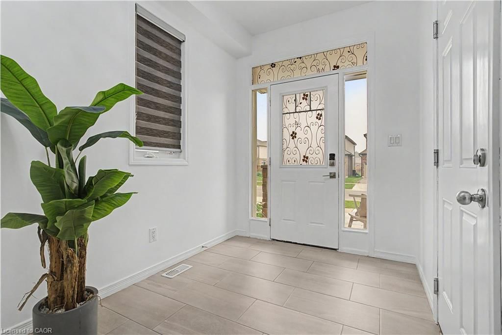 A - 79 Beauchamp Drive, Cambridge 4