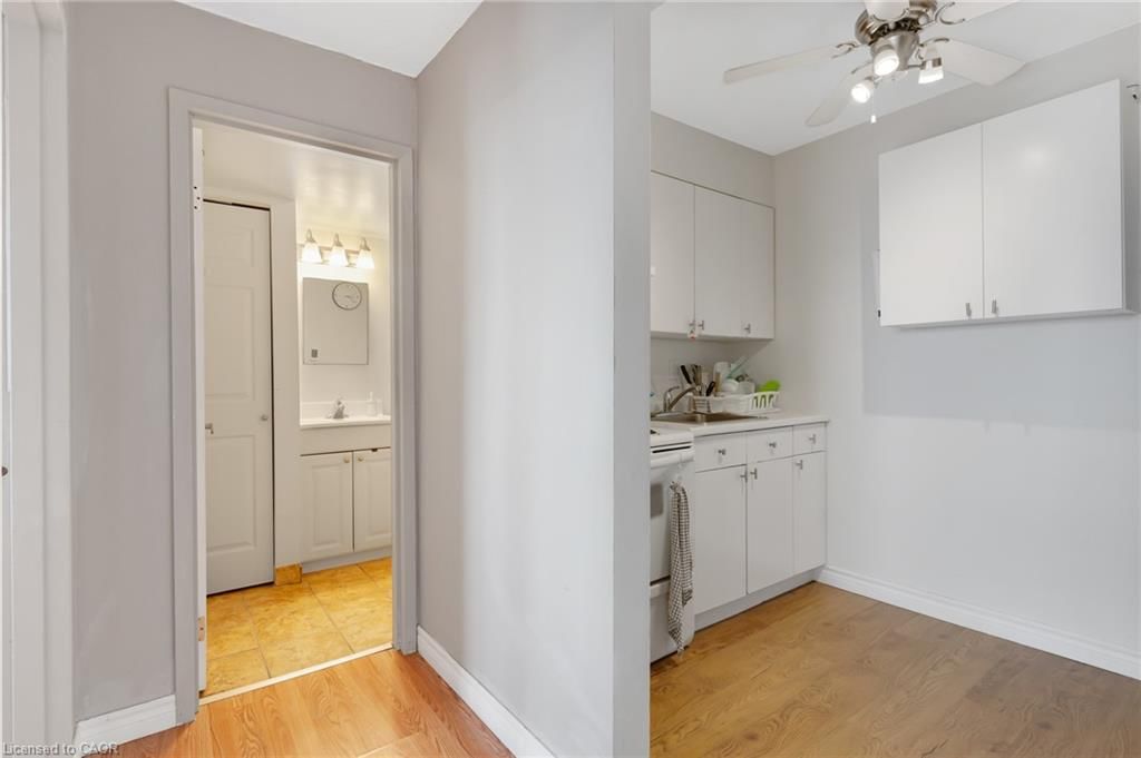902-64 Benton Street, Kitchener, view 16