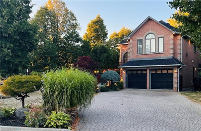 85 Waterford Crescent