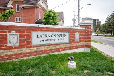 602 - 399 Queen Street S