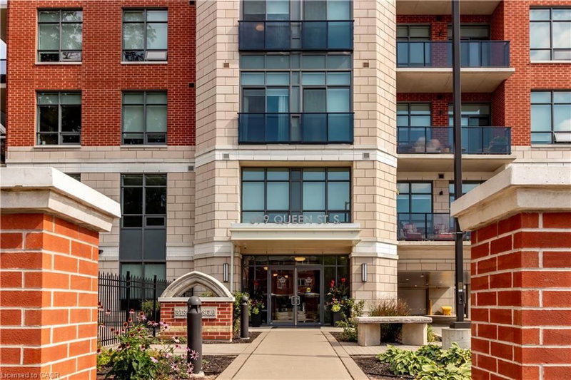 602 - 399 Queen Street S