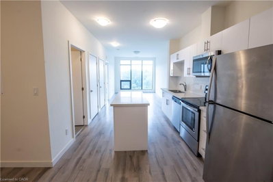521 - 690 King Street W