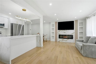 Upper - 47 Barrington Drive